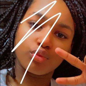 Meet your Posher, Mya